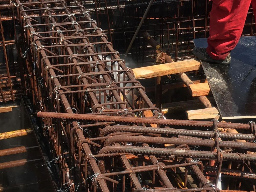 工地鋼筋生銹怎么辦？